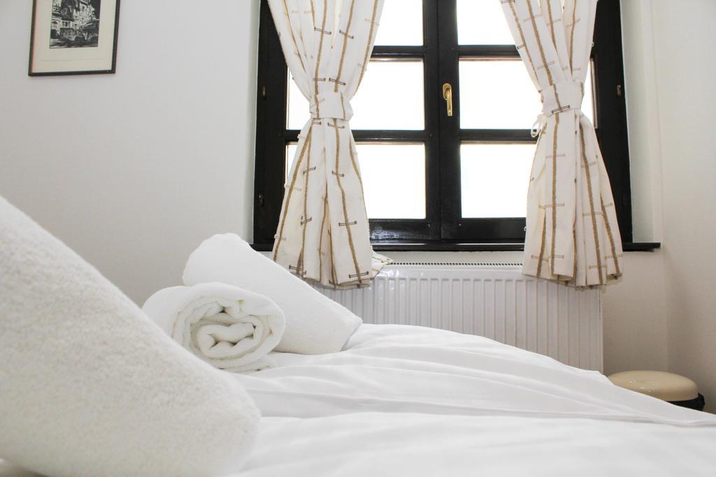 Wake Up Apartments And Rooms Belgrado Exterior foto